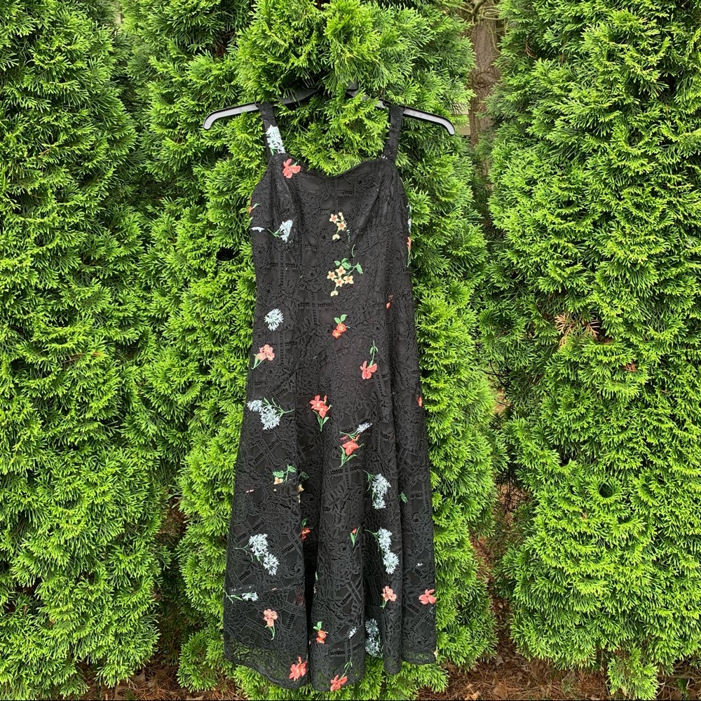 black lacey dress